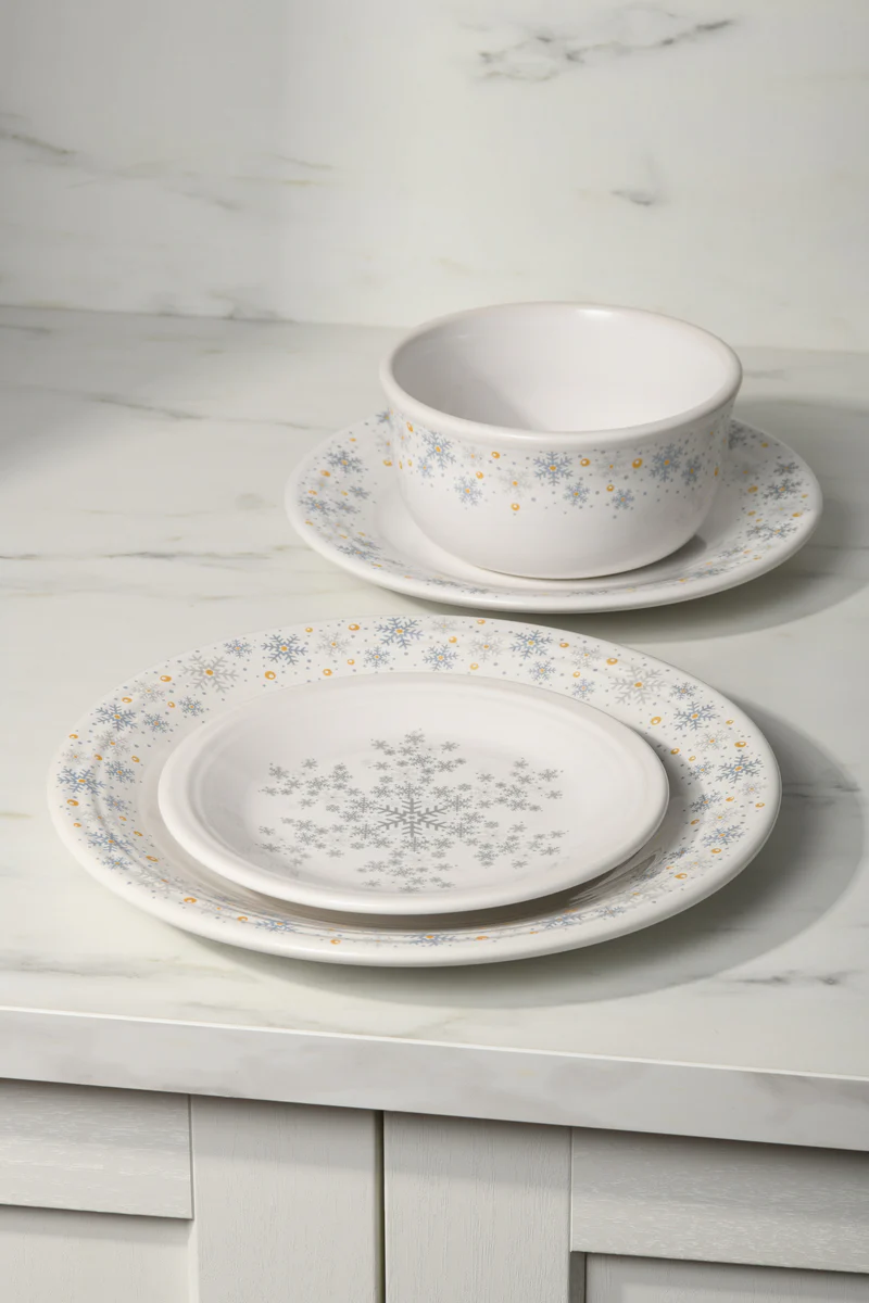 1338-white-snowflake-classic-rim-10-1-2-inch-dinner-plate-2.webp White Snowflake Classic Rim 10 1/2 Inch Dinner Plate