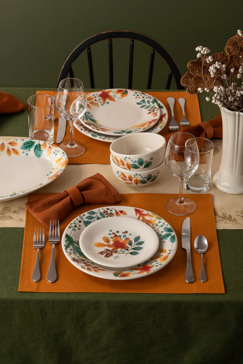 Autumn Fields Classic Rim 10 1/2 Inch Dinner Plate
