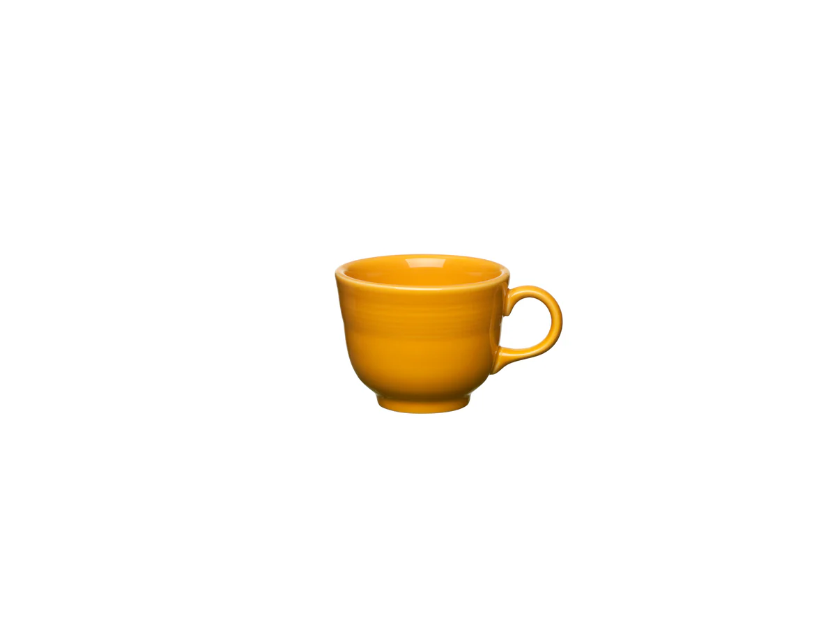 Retired Classic 7 3/4 OZ Tea Cup